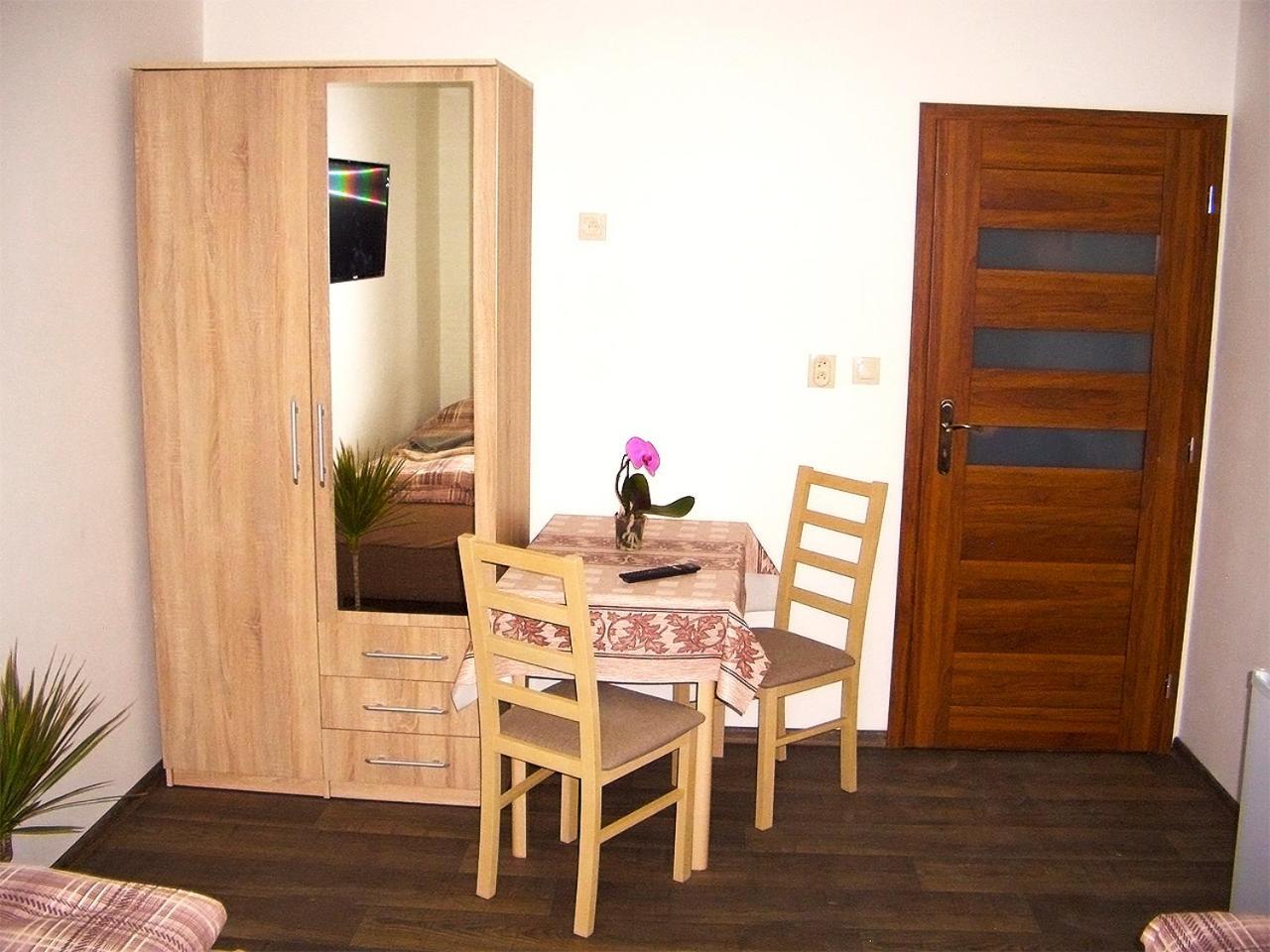 Pension Krasno Cheb Buitenkant foto